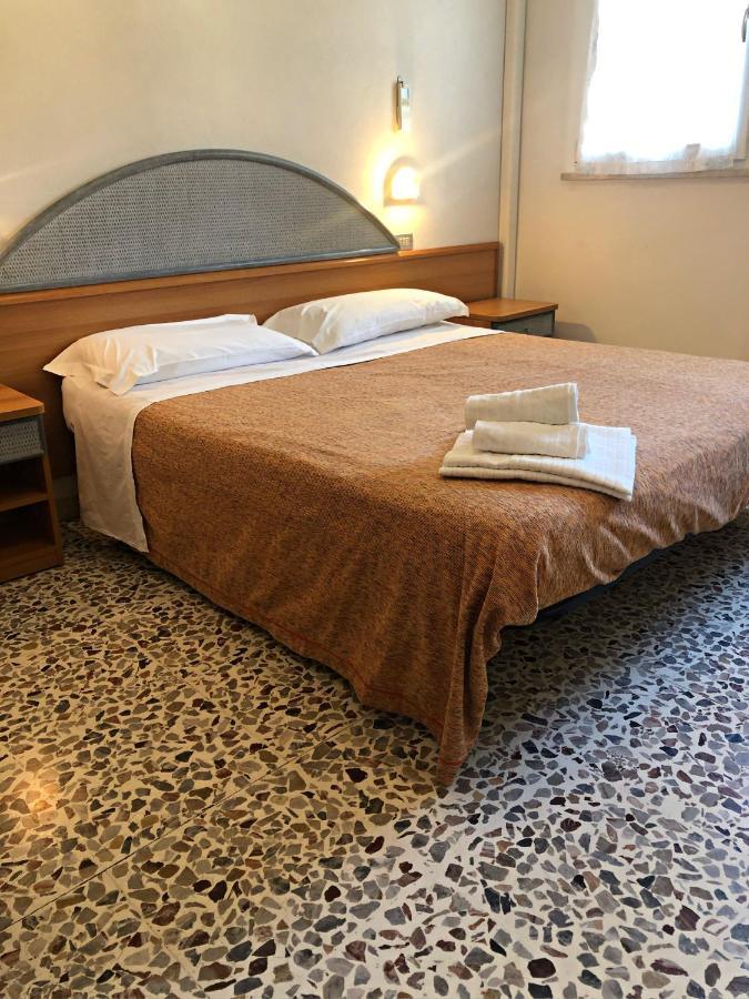 Hotel Del Falco Cervia Eksteriør bilde